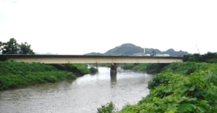 白岩川橋（下り線）